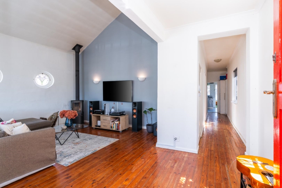 2 Bedroom Property for Sale in Oranjezicht Western Cape